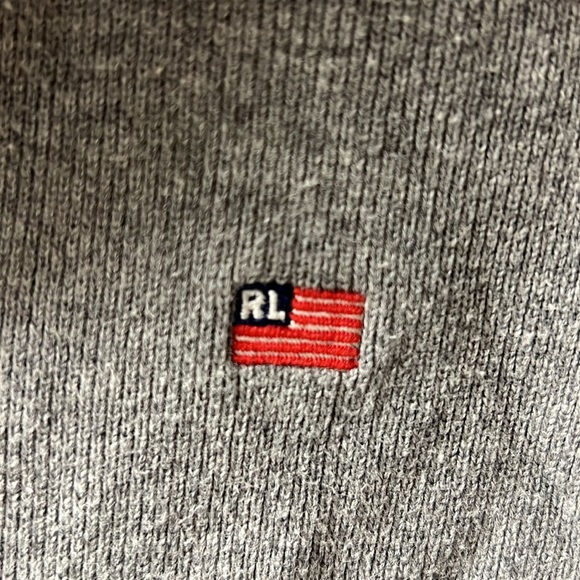 Sweater - Picture 3 of 4